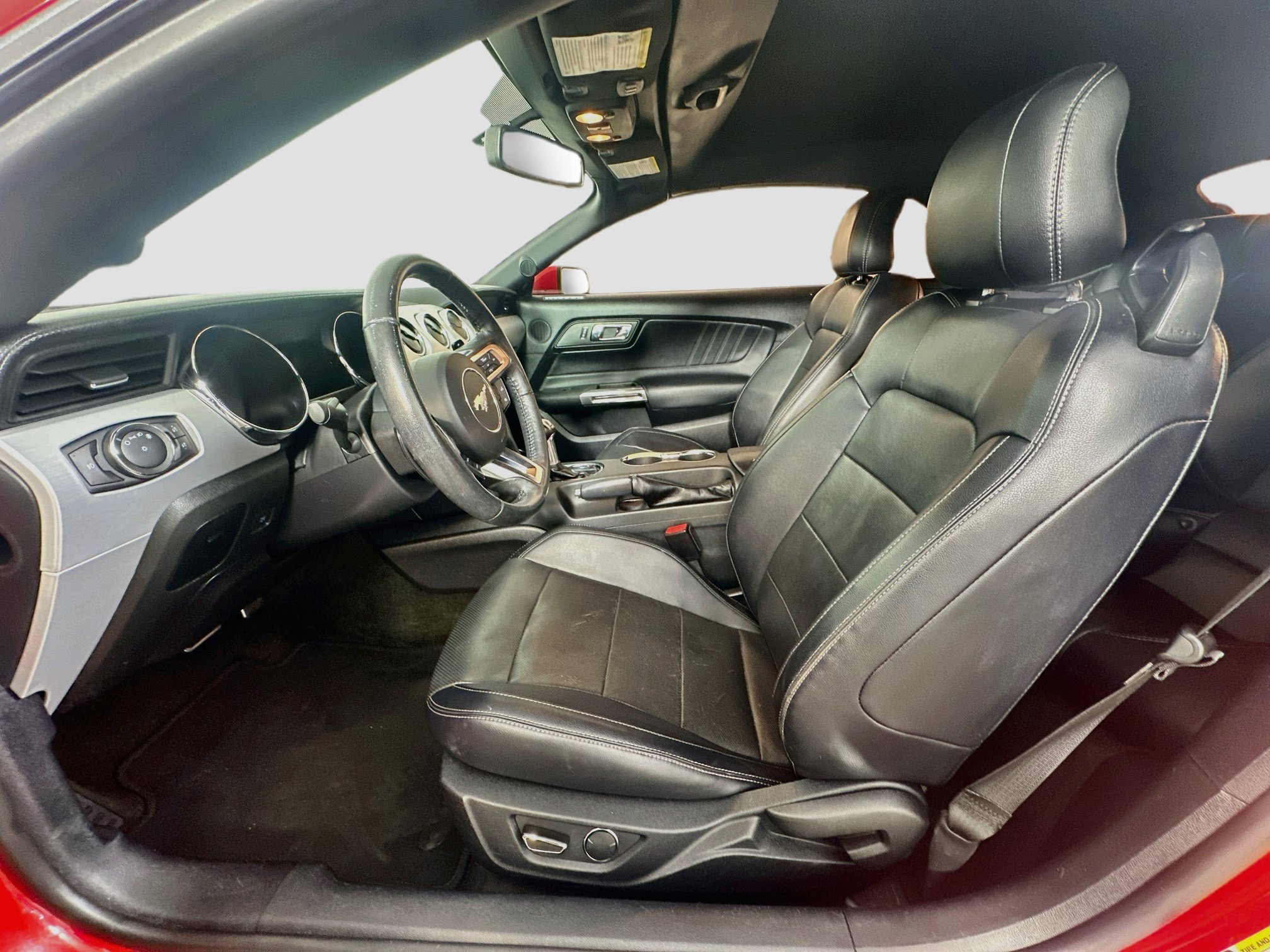 Used 2017 Ford Mustang Premium RWD image 13
