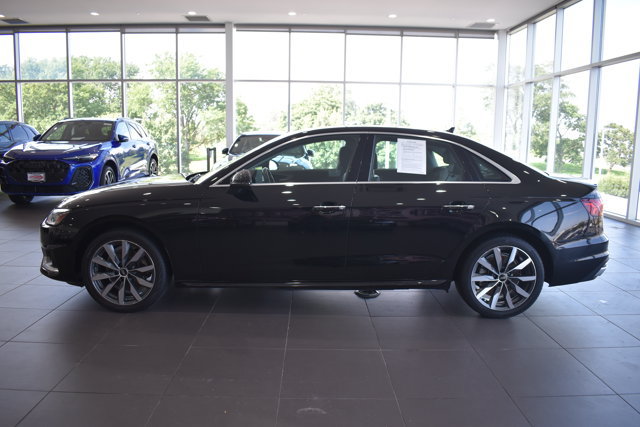 Used 2022 Audi A4 2.0T Premium Plus AWD/4WD image 4