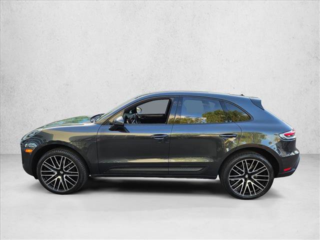 Used 2023 Porsche Macan Turbo image 9