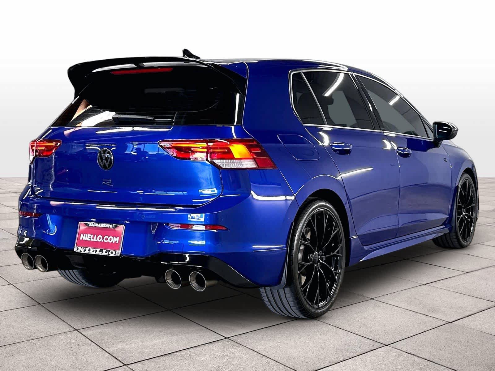 Used 2025 Volkswagen Golf R Black Edition AWD/4WD image 15