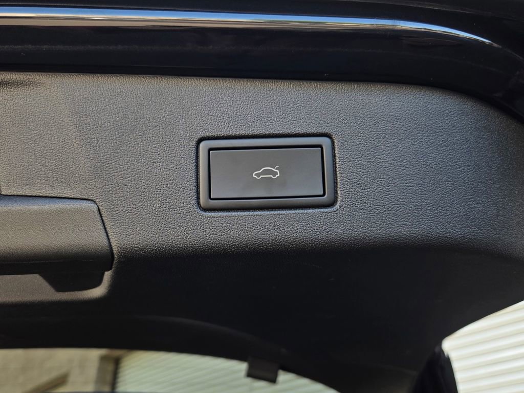 Certified 2023 Volkswagen ID.4 Pro S Plus AWD/4WD image 26