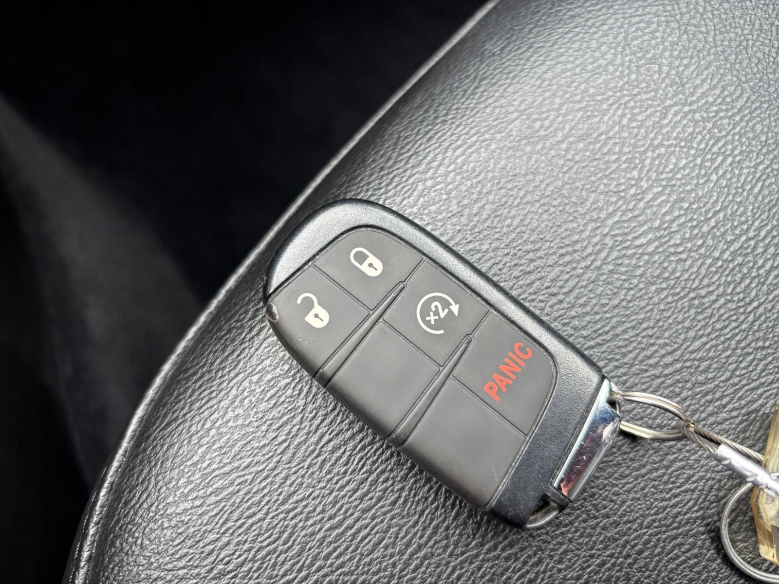 Used 2025 Jeep Compass Limited AWD/4WD image 25