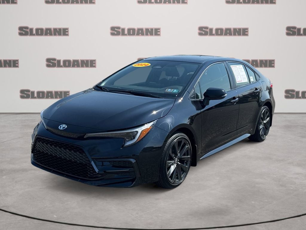 Used 2024 Toyota Corolla SE w/ SE Package image 1