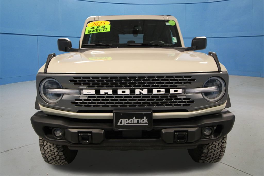 Used 2025 Ford Bronco Badlands AWD/4WD image 26