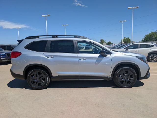 Used 2025 Subaru Ascent Bronze Edition AWD/4WD image 2