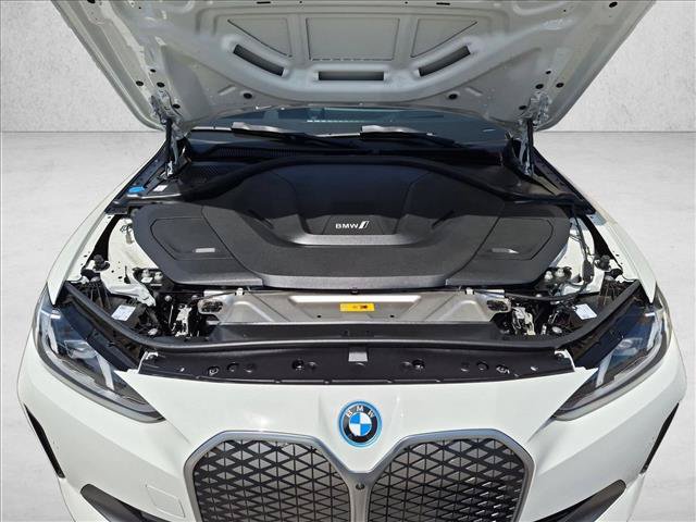 Used 2025 BMW i4 xDrive40i w/ Premium Package AWD/4WD image 24