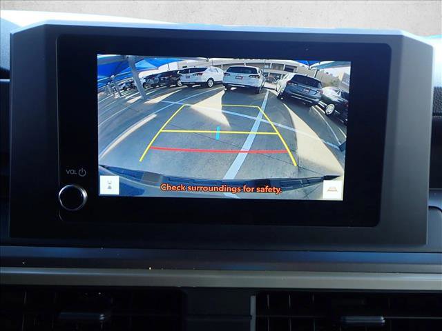 Used 2025 Toyota Tacoma TRD Off-Road image 16