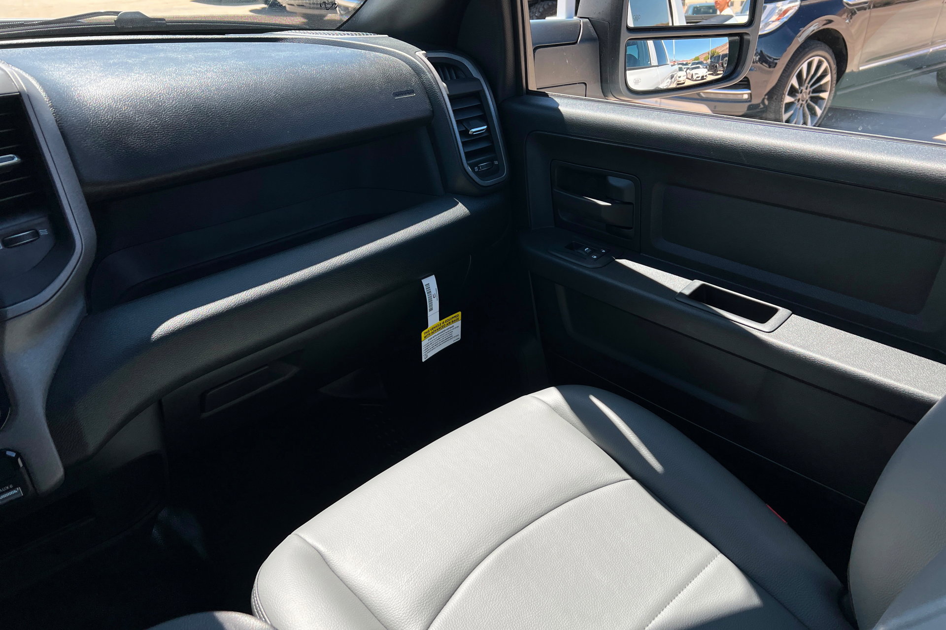 New 2026 RAM 3500 Tradesman AWD/4WD image 10