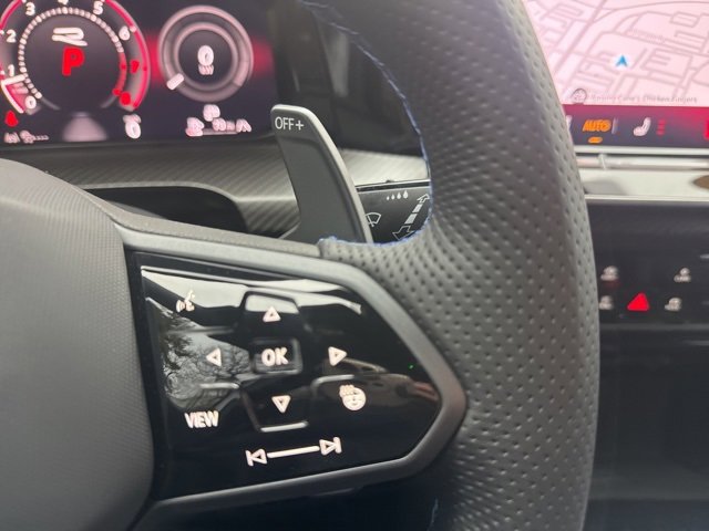 Used 2025 Volkswagen Golf R Black Edition w/ Euro Stye Package image 14