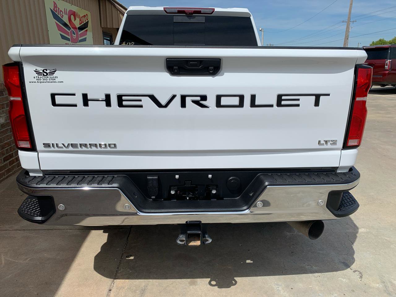 Used 2025 Chevrolet Silverado 2500 LTZ w/ LTZ Convenience Package image 14
