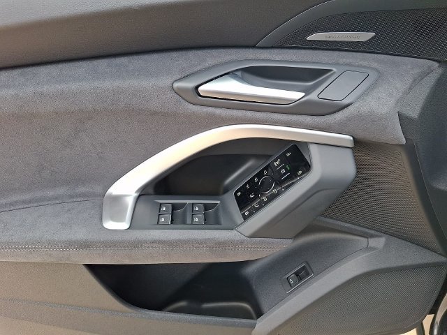 New 2026 Audi SQ5 Premium Plus AWD/4WD image 9