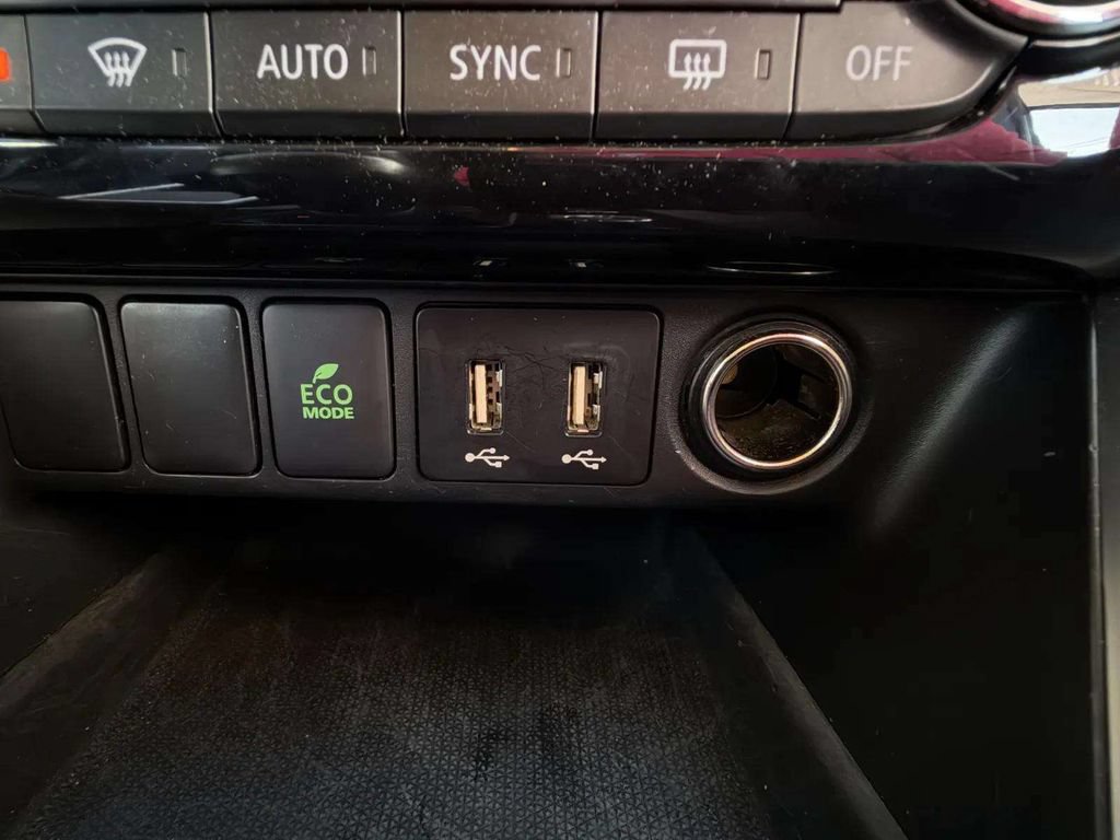 Used 2025 Mitsubishi Eclipse Cross SE AWD/4WD image 14