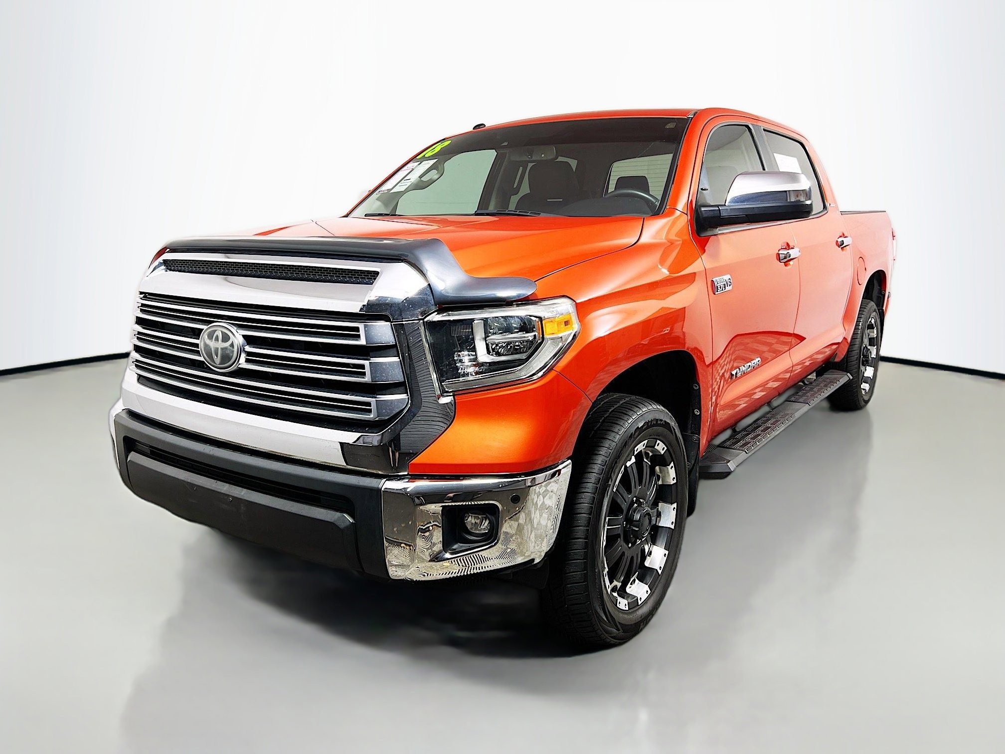 Used 2018 Toyota Tundra Limited w/ Limited Premium Package image 10