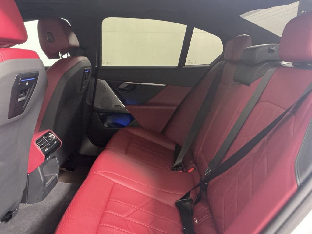 Certified 2025 BMW i5 xDrive40 w/ M Sport Package AWD/4WD image 26