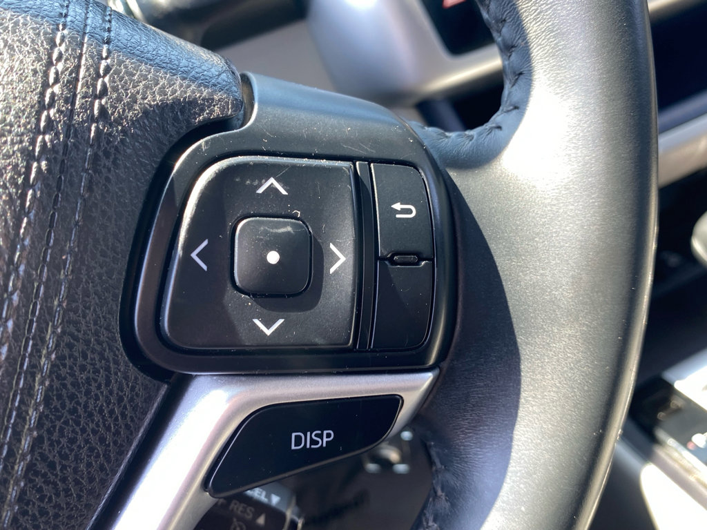 Used 2016 Toyota Highlander Plus image 25