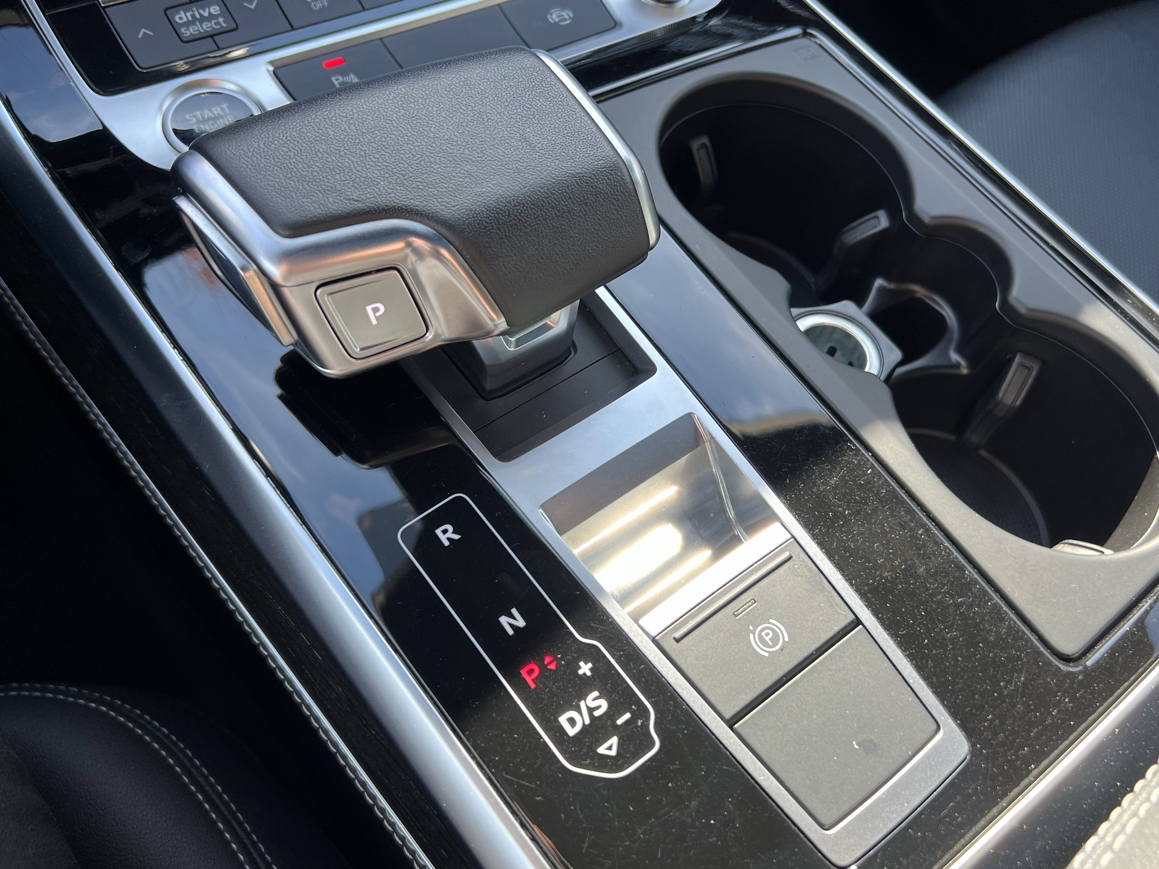 Used 2023 Audi Q8 Premium Plus image 26