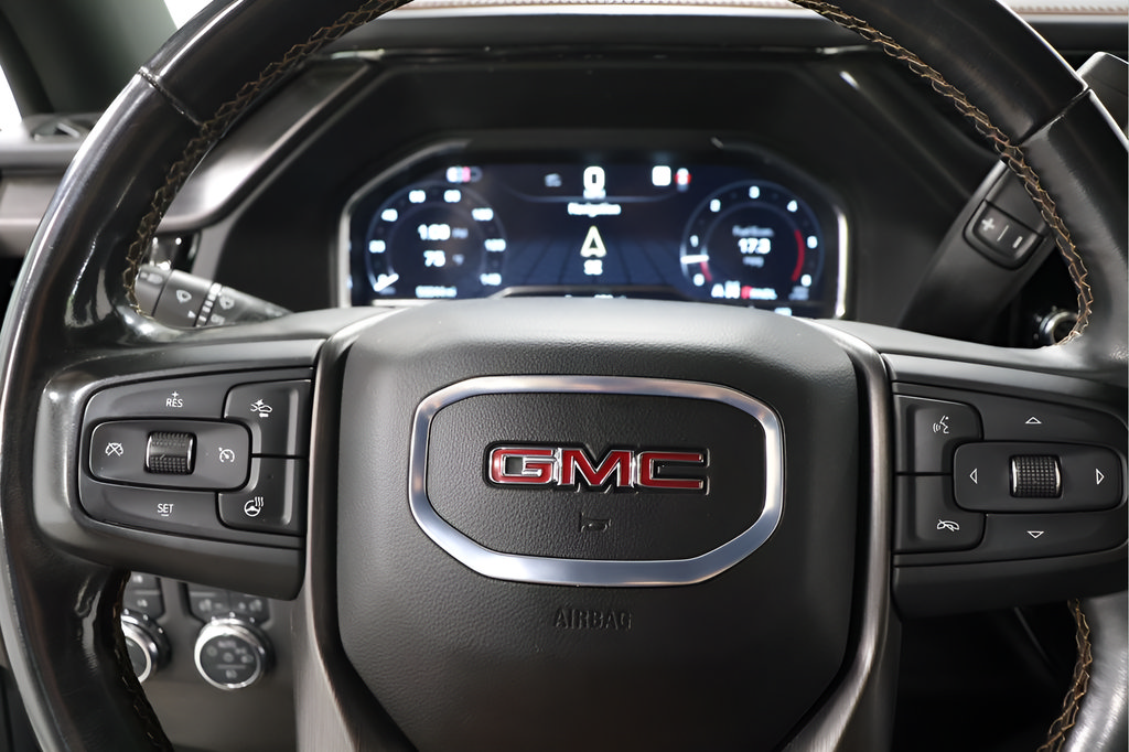 Used 2025 GMC Sierra 2500 AT4 w/ Technology Package AWD/4WD image 14