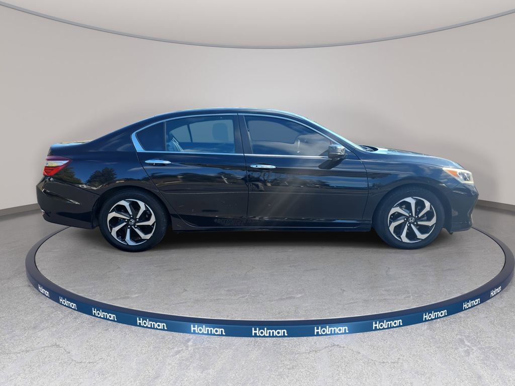 Used 2016 Honda Accord EX image 4
