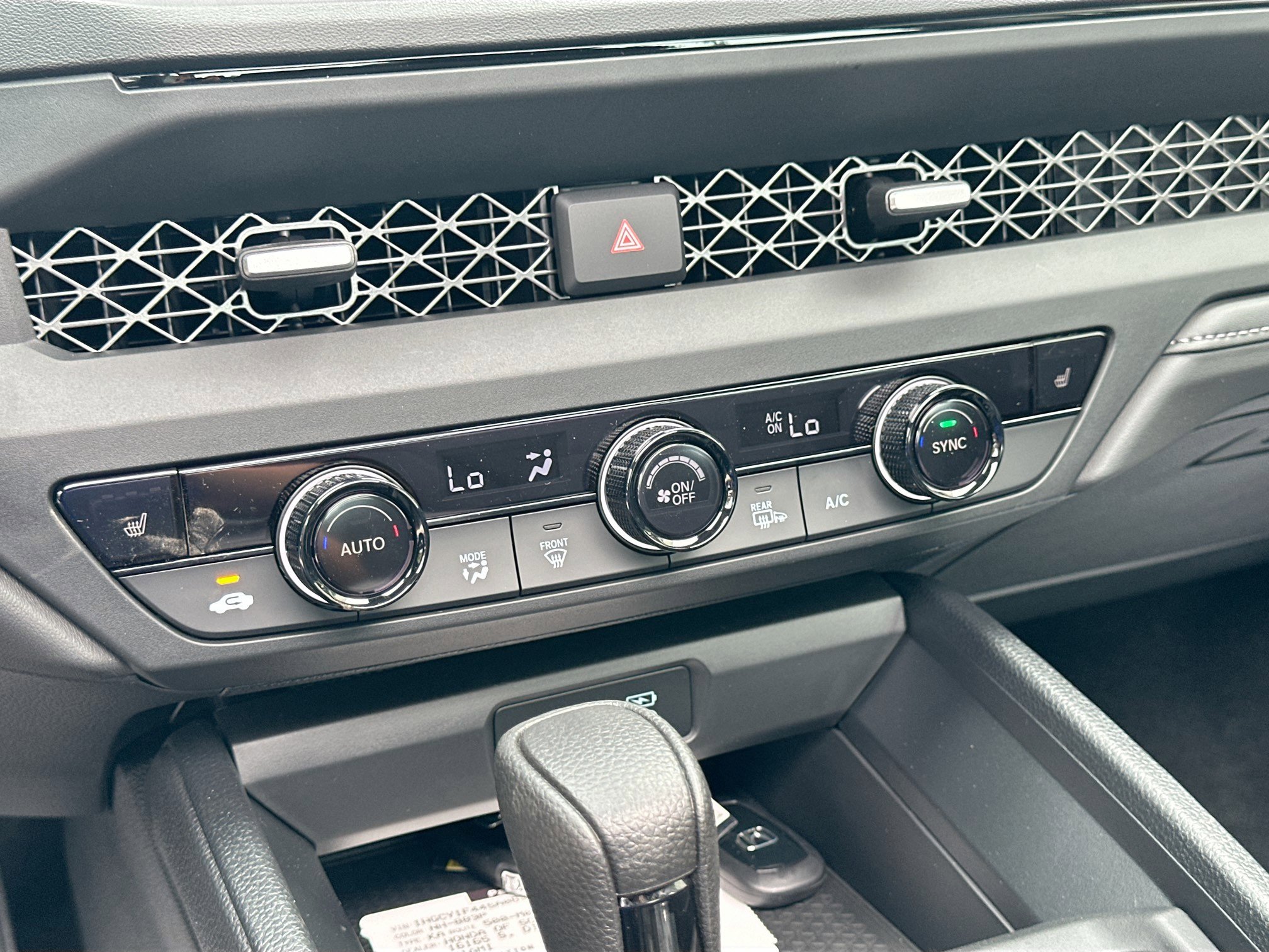 New 2025 Honda Accord SE image 12