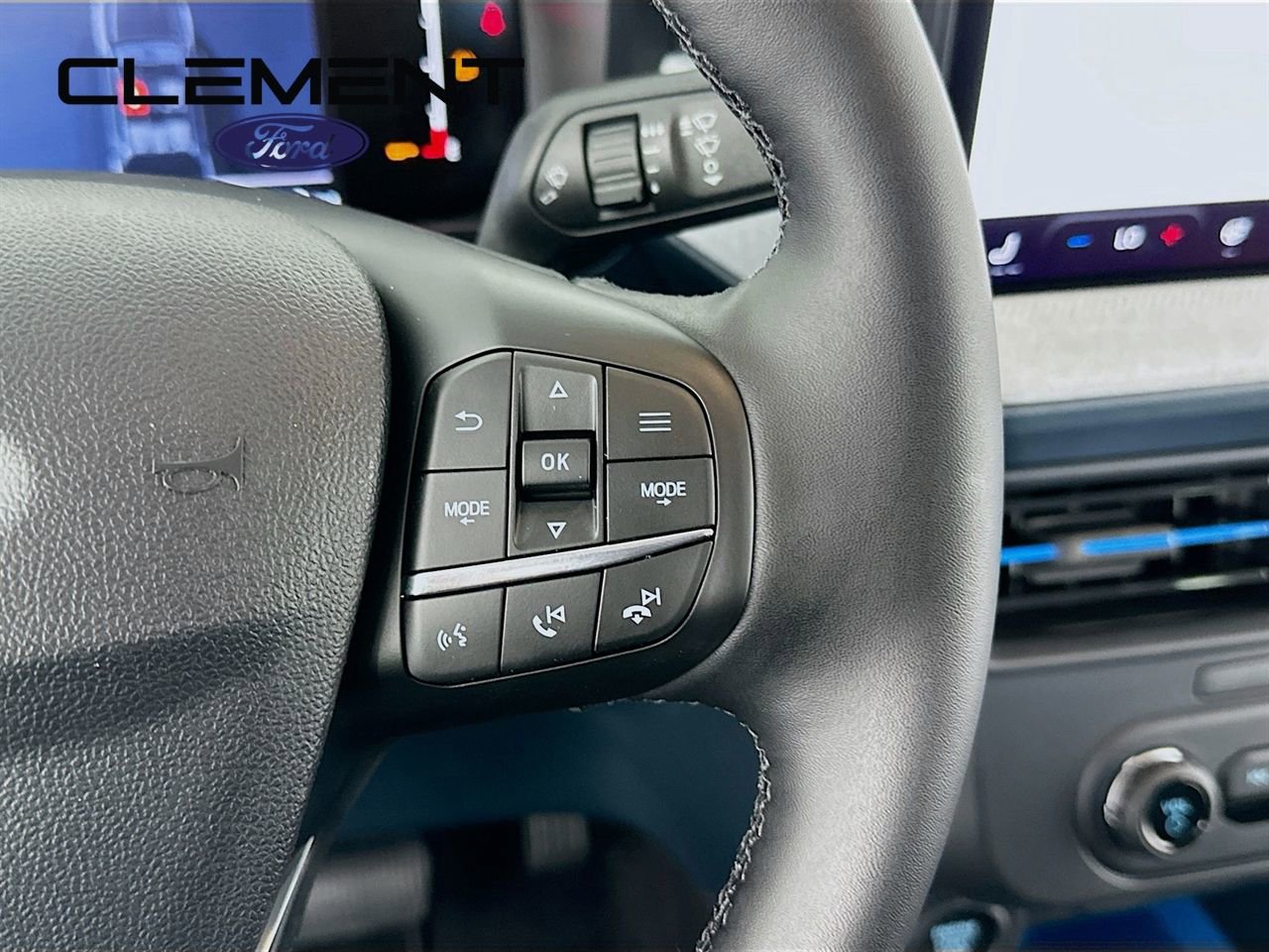 New 2026 Ford Maverick XLT w/ XLT Luxury Package image 16