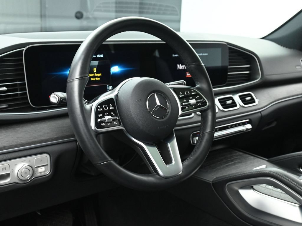 Used 2022 Mercedes-Benz GLS 450 4MATIC image 31