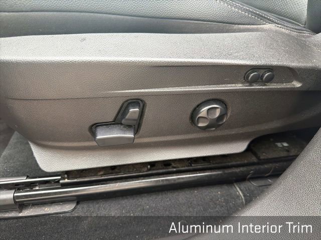 Used 2022 Alfa Romeo Stelvio Veloce image 32