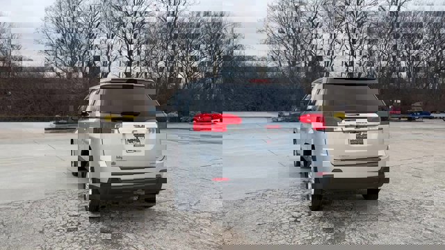 Used 2014 GMC Terrain SLE image 7