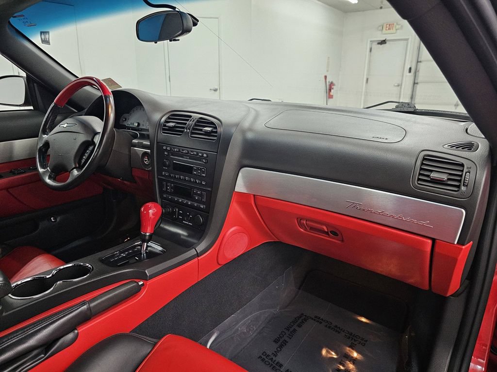 Used 2002 Ford Thunderbird RWD image 10