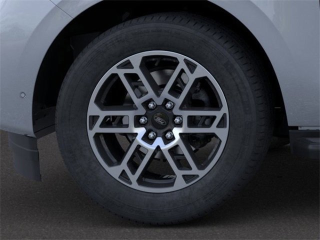 New 2025 Ford Expedition Active image 19