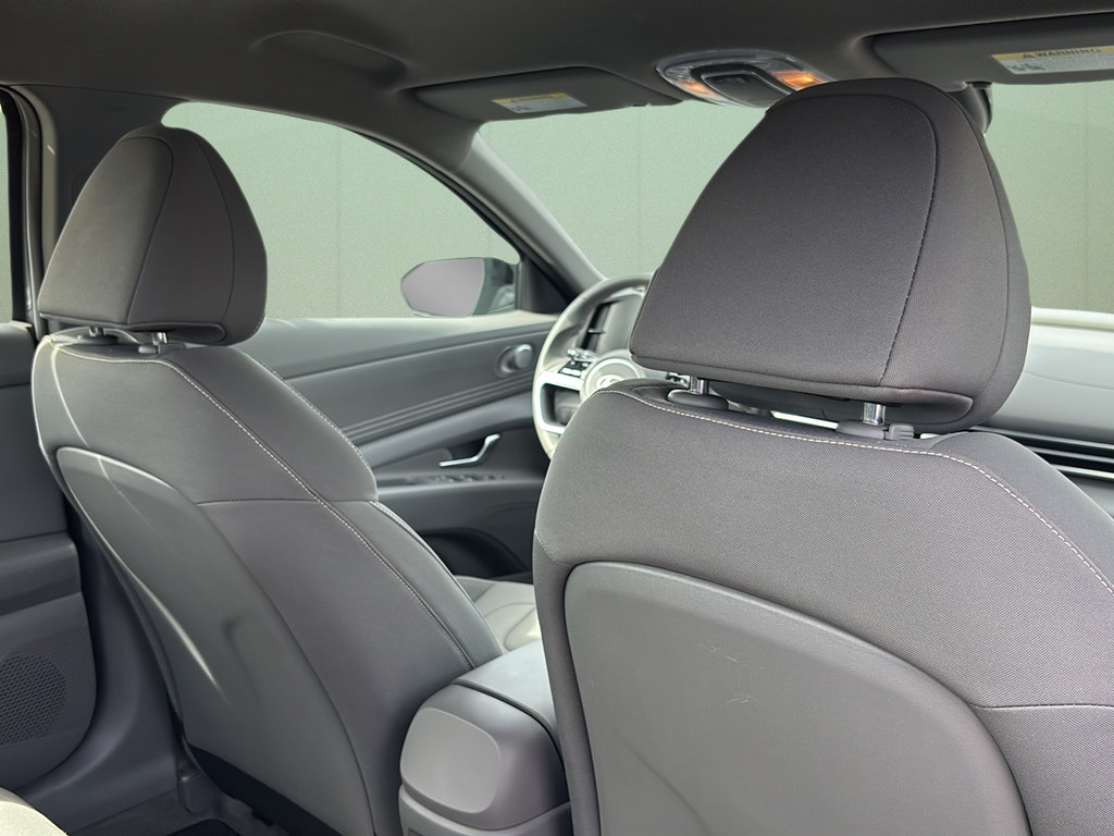 Used 2025 Hyundai Elantra Sport FWD image 46