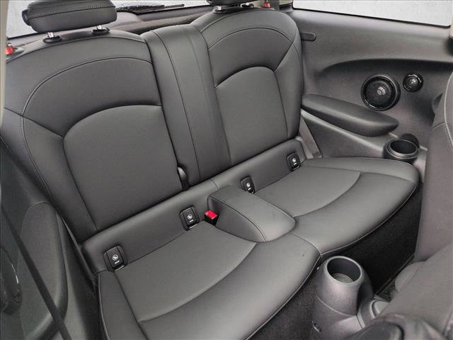Used 2024 MINI Cooper SE image 21