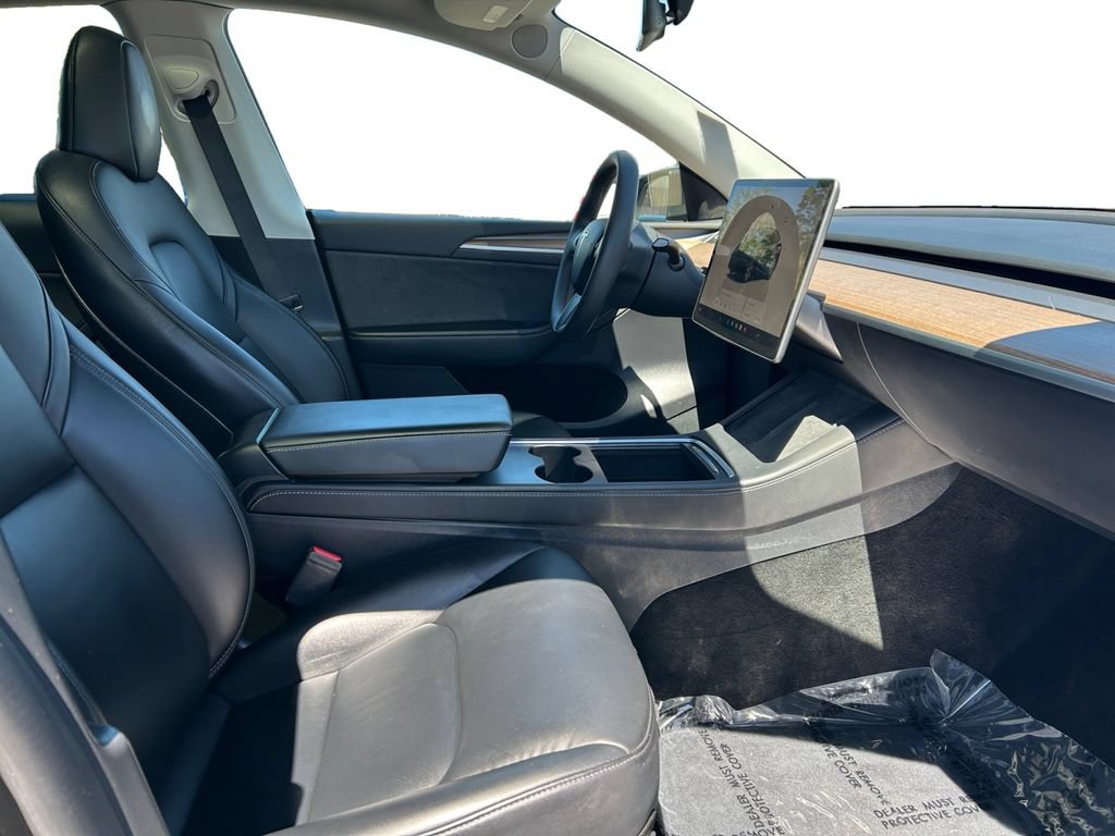 Used 2023 Tesla Model Y Long Range AWD/4WD image 13
