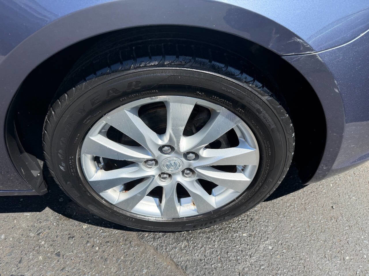 Used 2014 Buick LaCrosse image 6