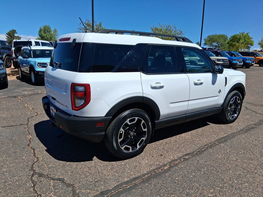 Used 2023 Ford Bronco Sport Outer Banks image 5