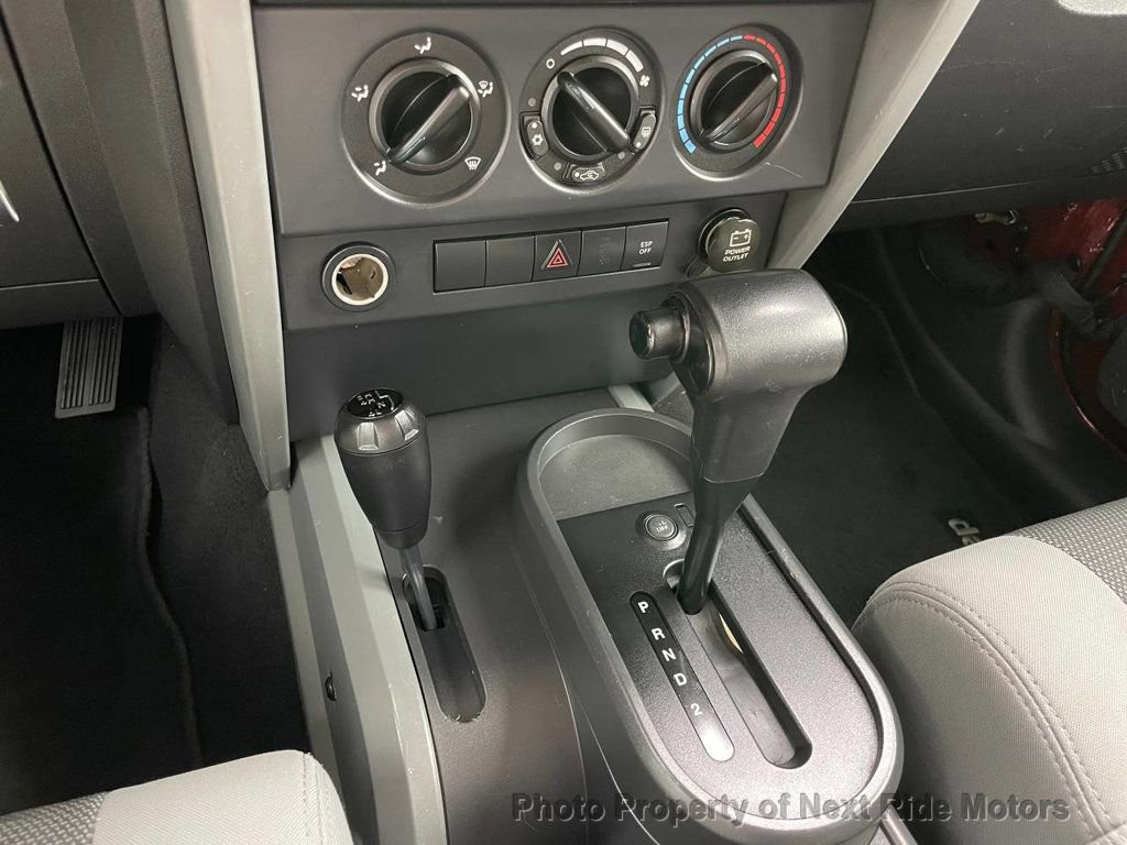 Used 2007 Jeep Wrangler Unlimited X image 23