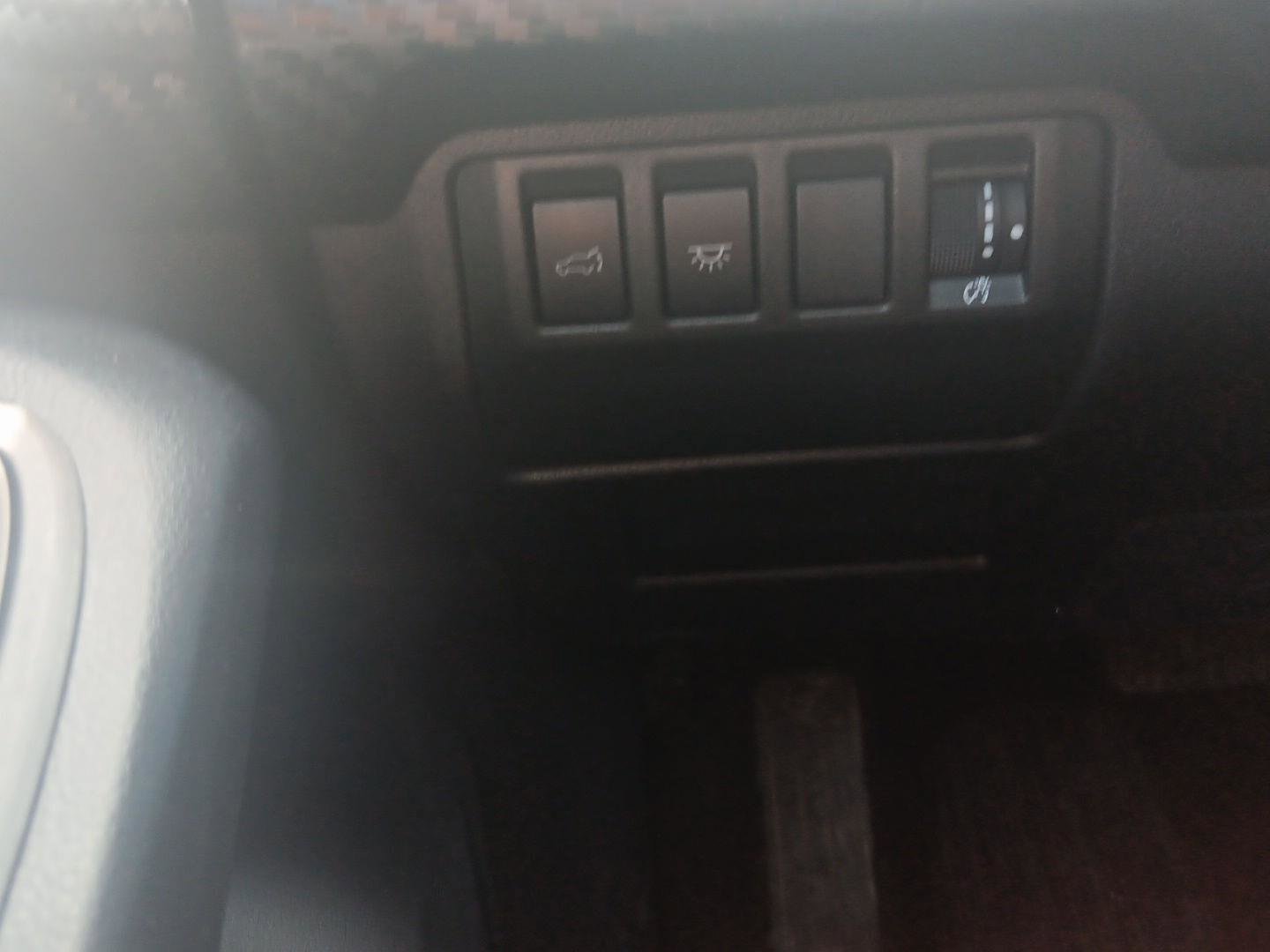 Used 2024 Subaru Ascent Premium w/ Convenience Package AWD/4WD image 20