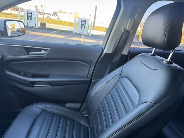 Certified 2019 Ford Edge SEL w/ Equipment Group 201A image 16