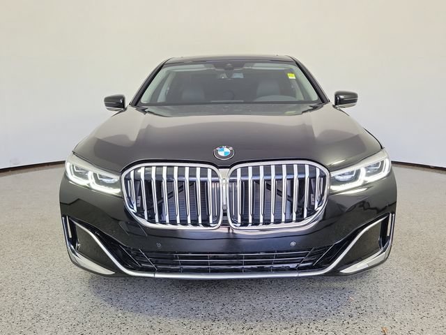 Used 2021 BMW 740i RWD image 3