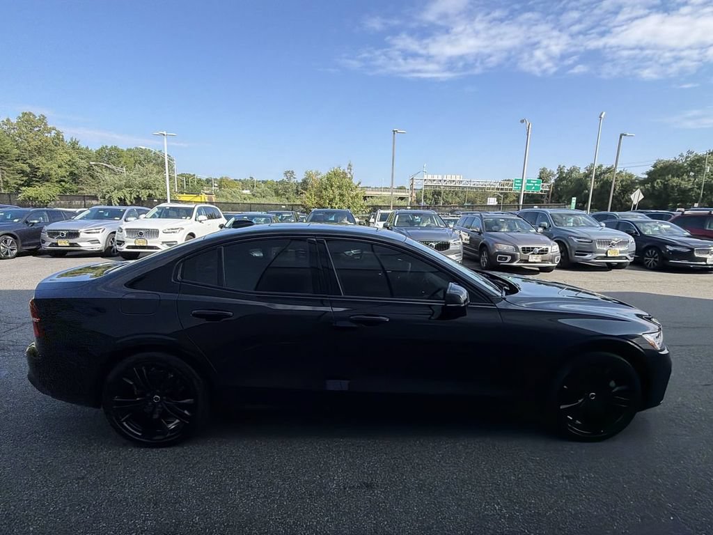 Certified 2024 Volvo S60 B5 Plus w/ Climate Package AWD/4WD image 9