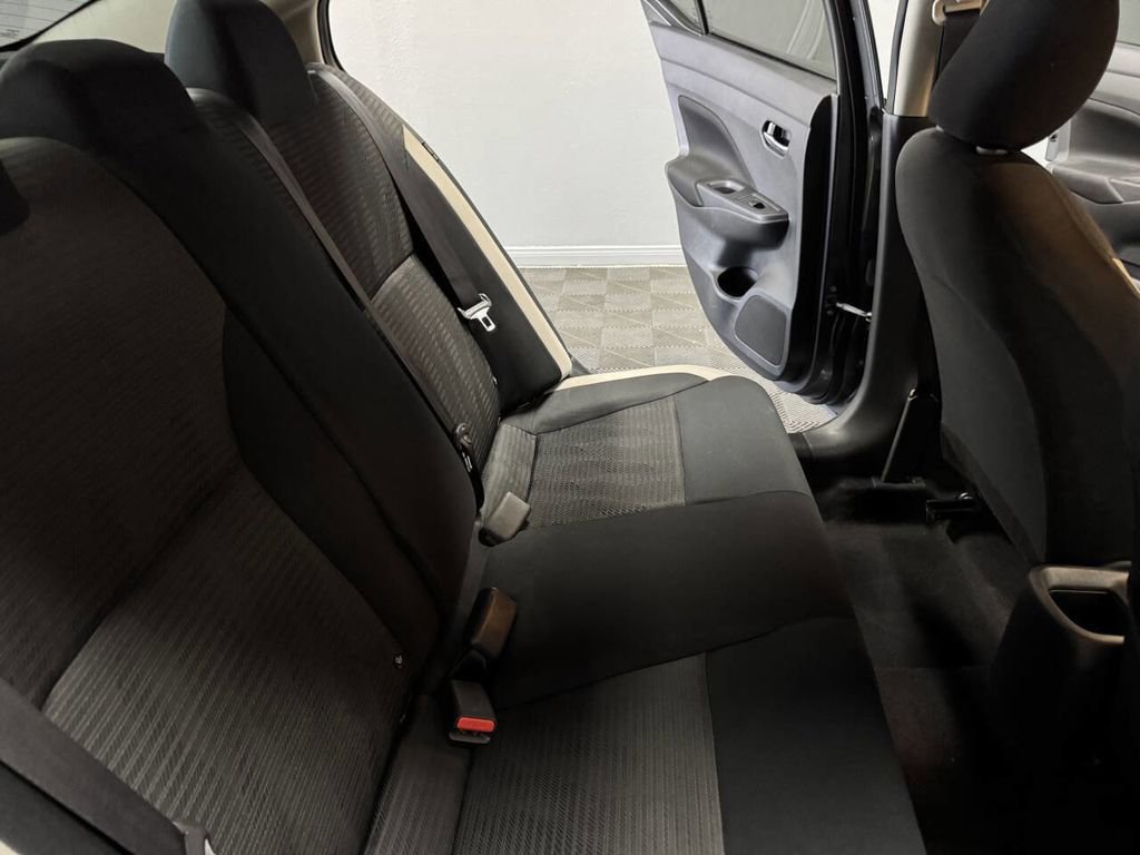 Used 2021 Nissan Versa SV image 49