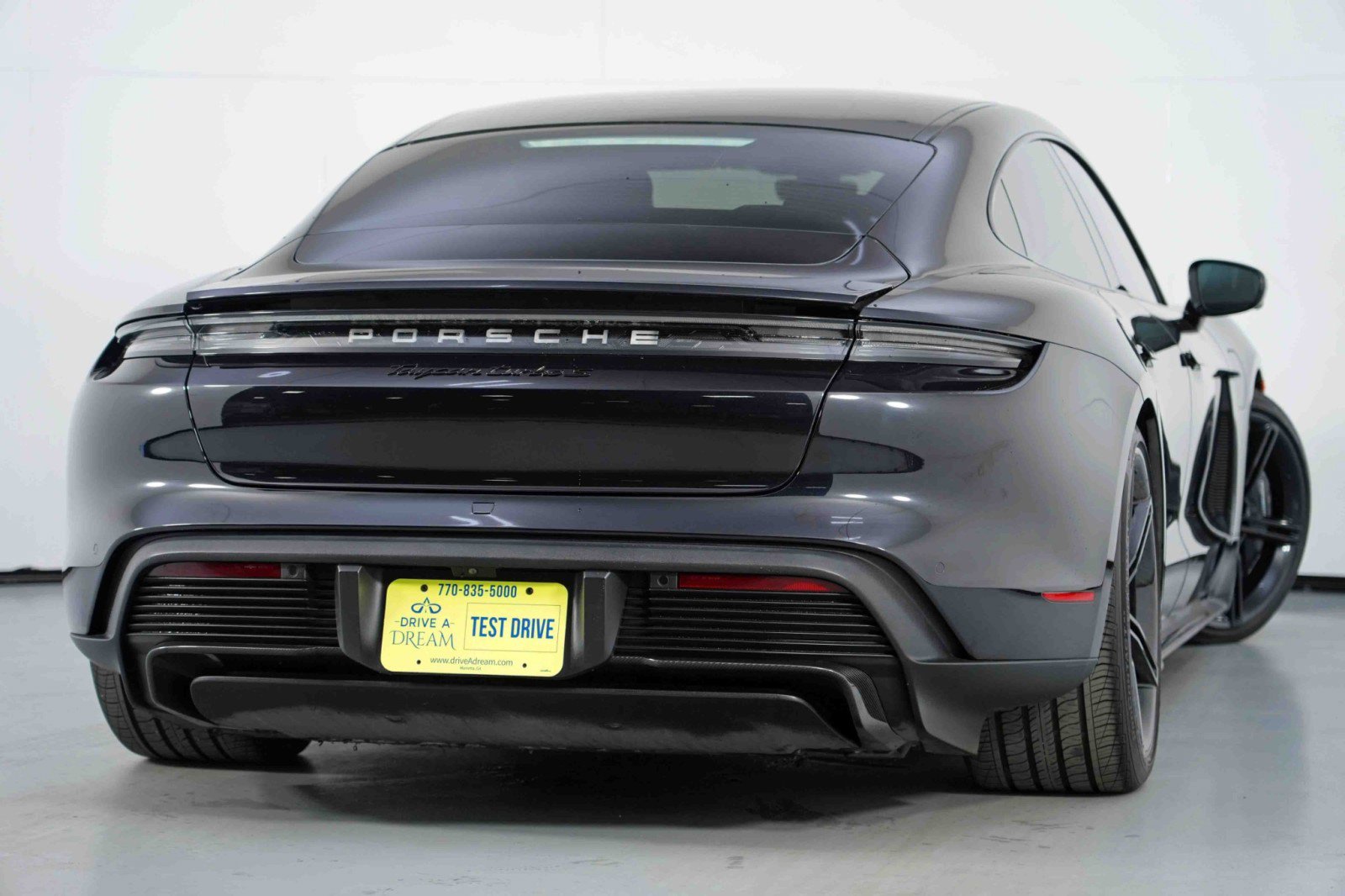 Used 2021 Porsche Taycan Turbo S image 5