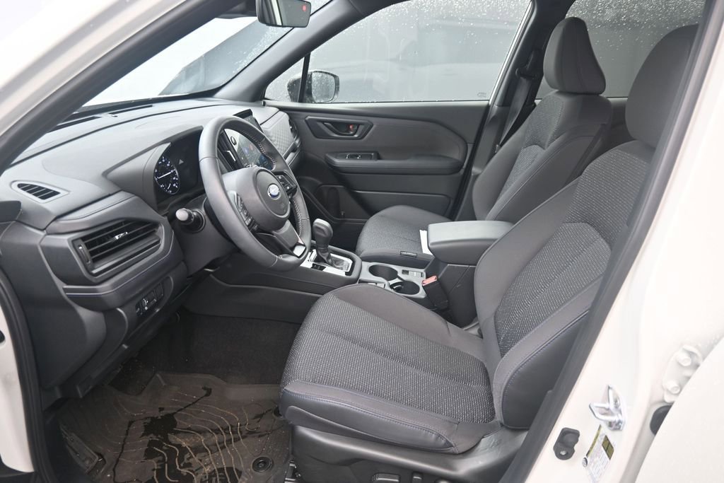 Used 2025 Subaru Forester Premium w/ Convenience Package #1 AWD/4WD image 15