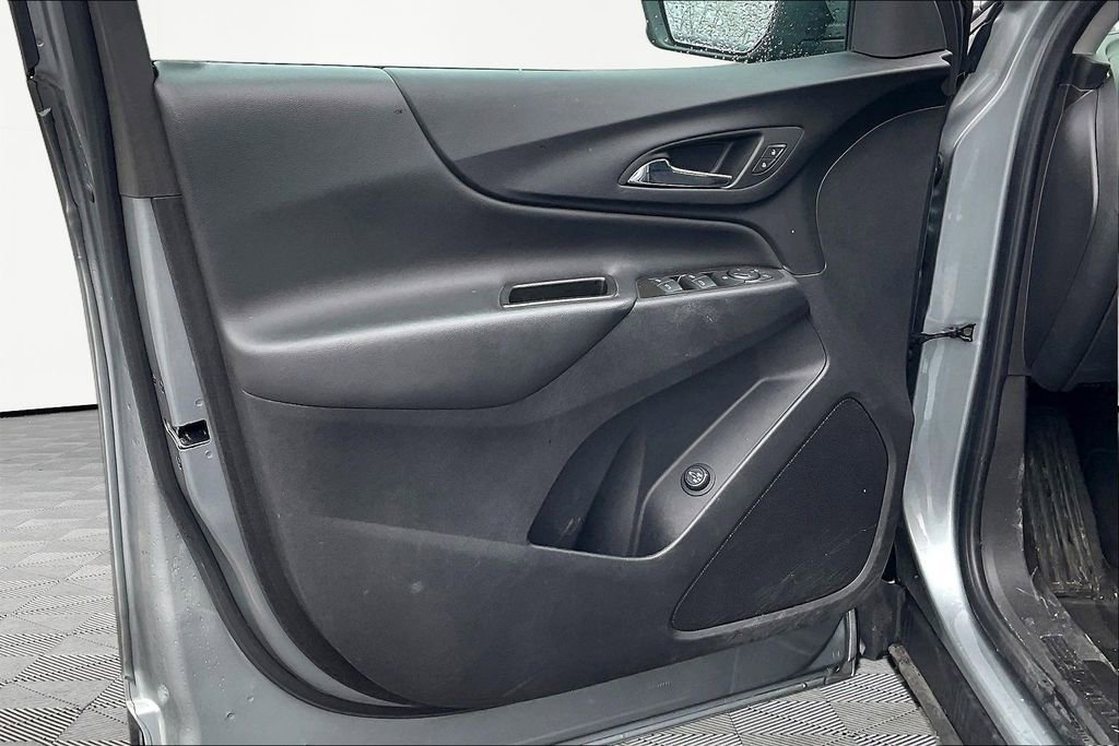 Used 2024 Chevrolet Equinox LT image 20
