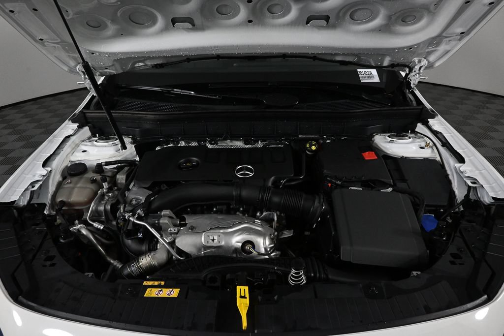 Certified 2023 Mercedes-Benz GLB 250 image 33
