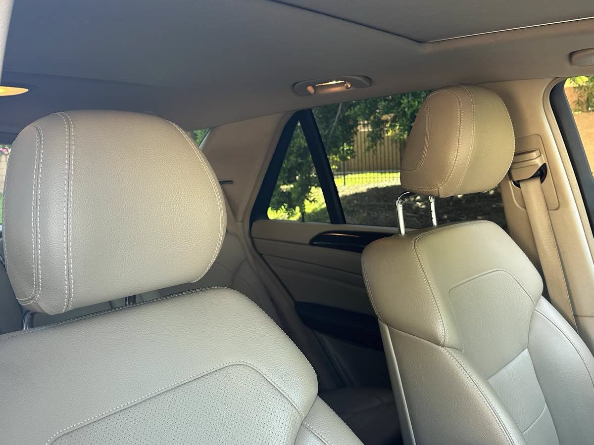 Used 2014 Mercedes-Benz ML 350 4MATIC w/ Premium 1 Package image 13