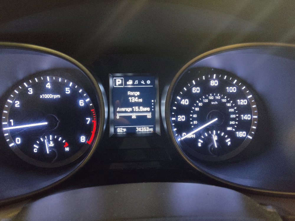 Used 2018 Hyundai Santa Fe SE FWD image 23