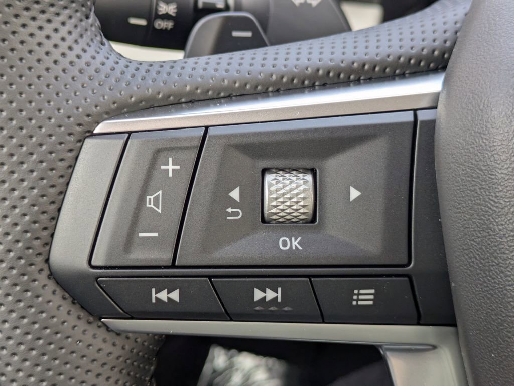 New 2025 Mitsubishi Outlander SEL image 27