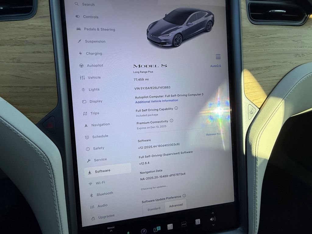 Used 2020 Tesla Model S Long Range Plus image 34