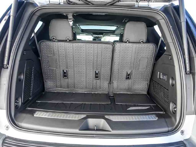 New 2027 Chevrolet Tahoe Premier w/ Sun And Tow Package AWD/4WD image 8