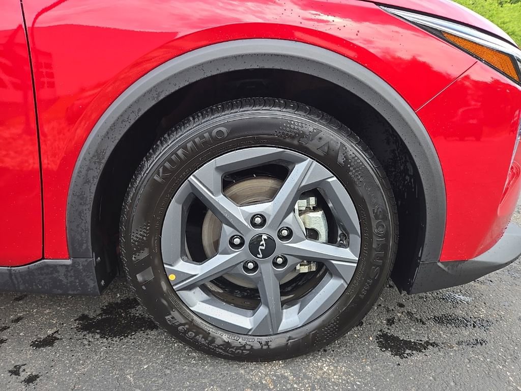 Certified 2025 Kia K4 FWD image 11